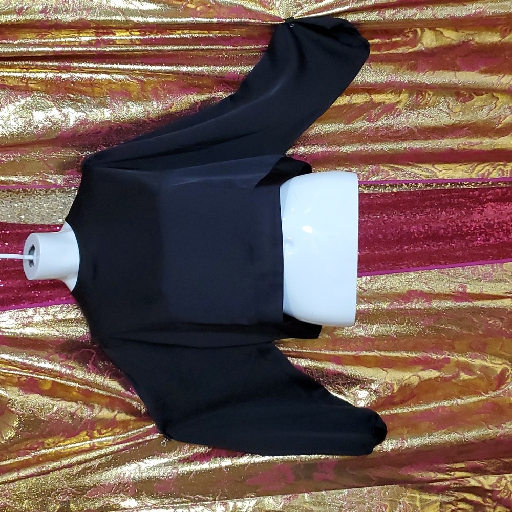 NWOT Sexy blouse